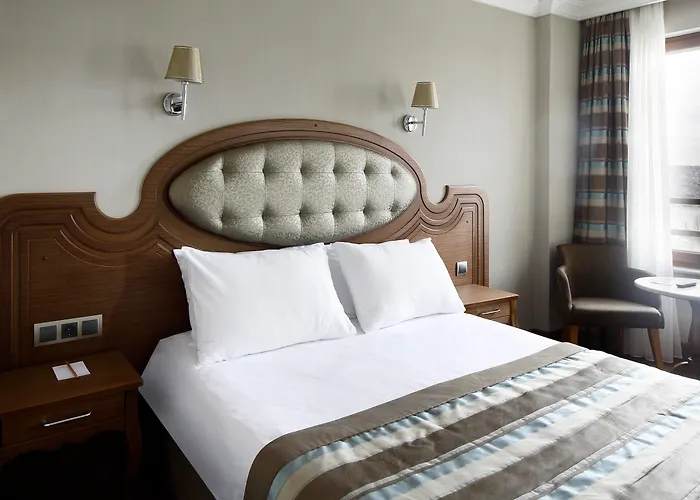 Grand Halic Goldenhorn